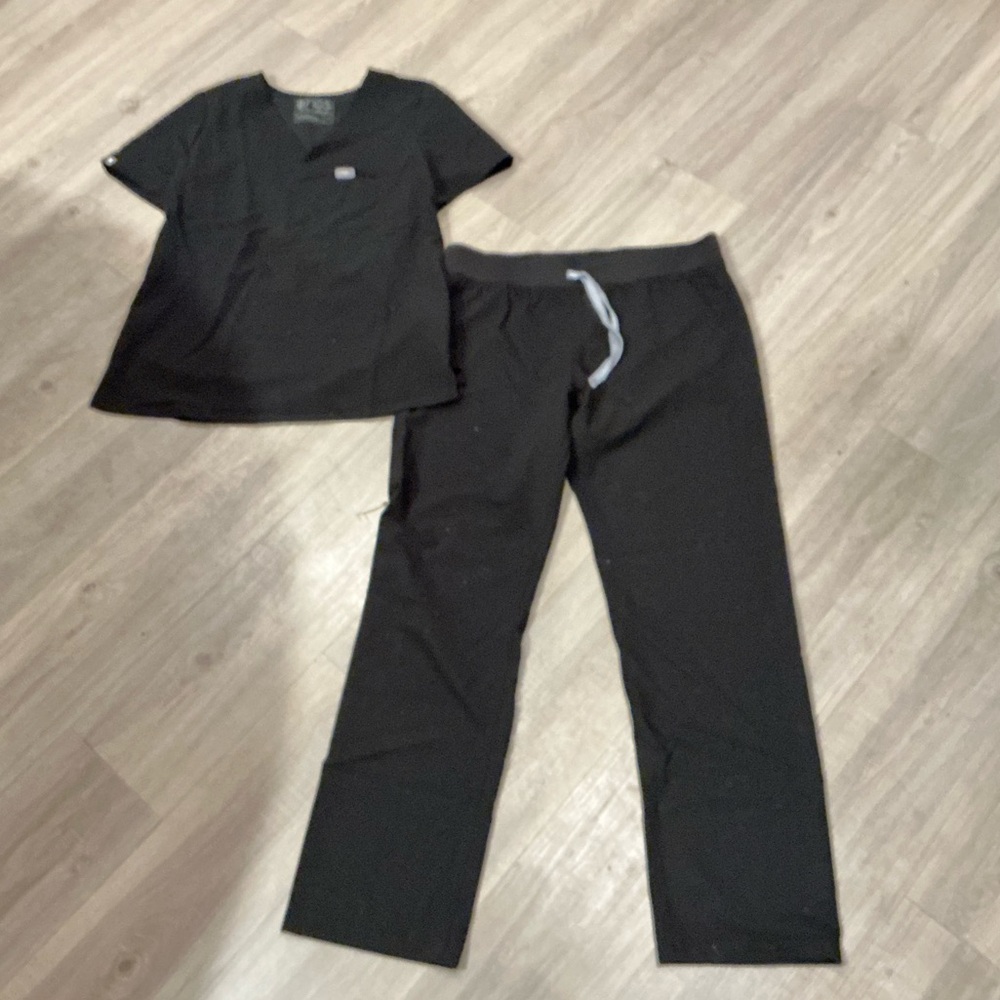 FIGS Scrubs Technical Collection